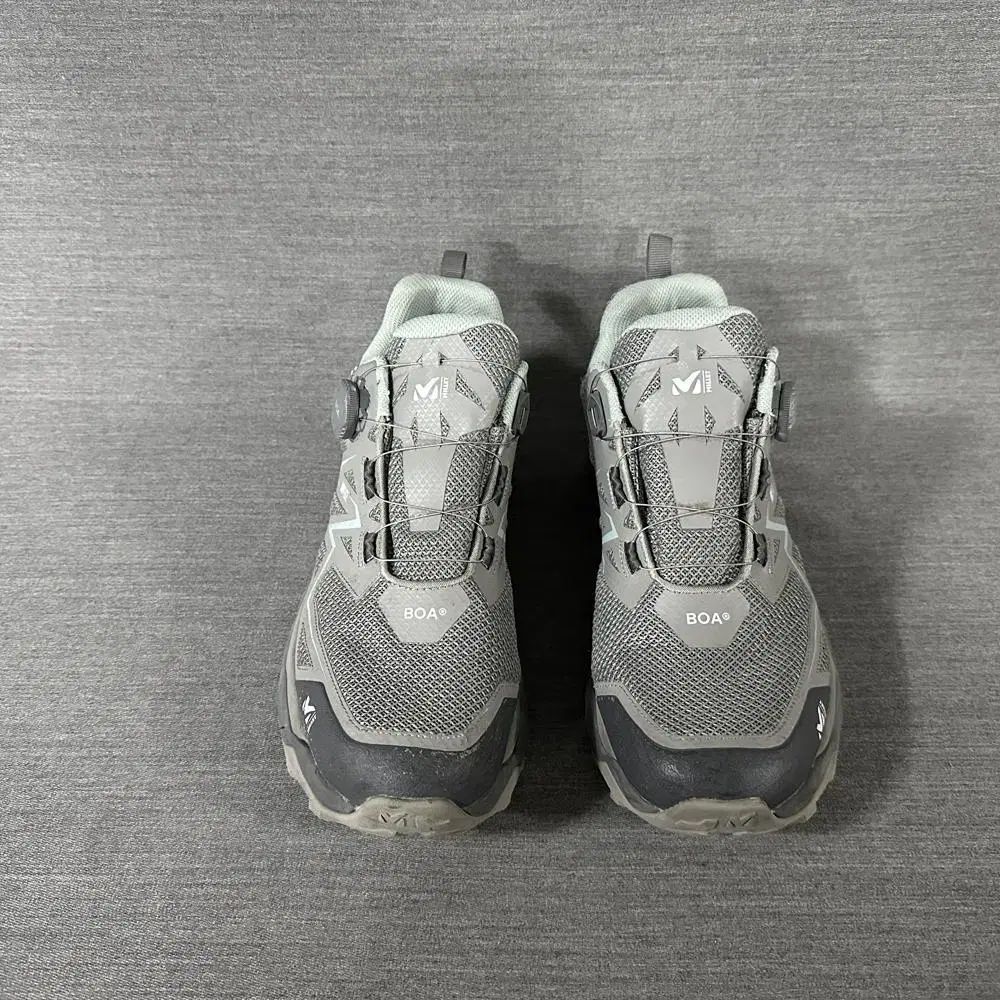 MILLET ミレー 軽量 ボア トレッキング ハイキングシューズ 男性用 280mm s905 ベストコンディション