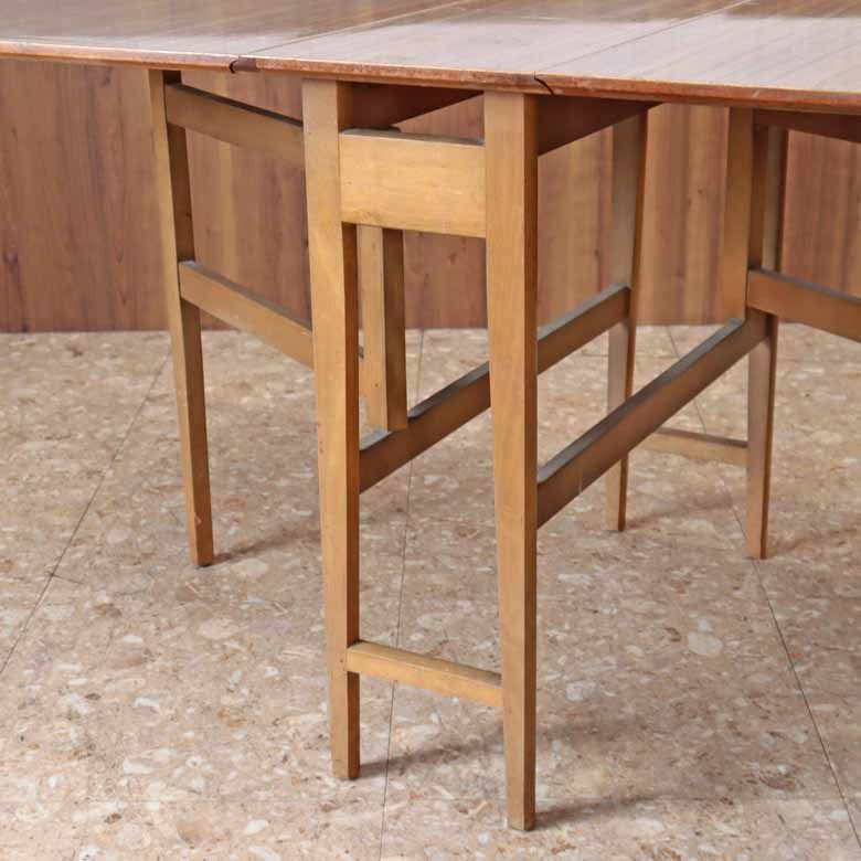 イギリス 折りたたみテーブル