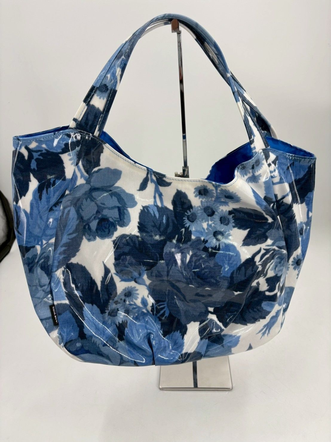 Think Bee! シンクビー 花柄トートバッグ ブルー系 撥水加工 大