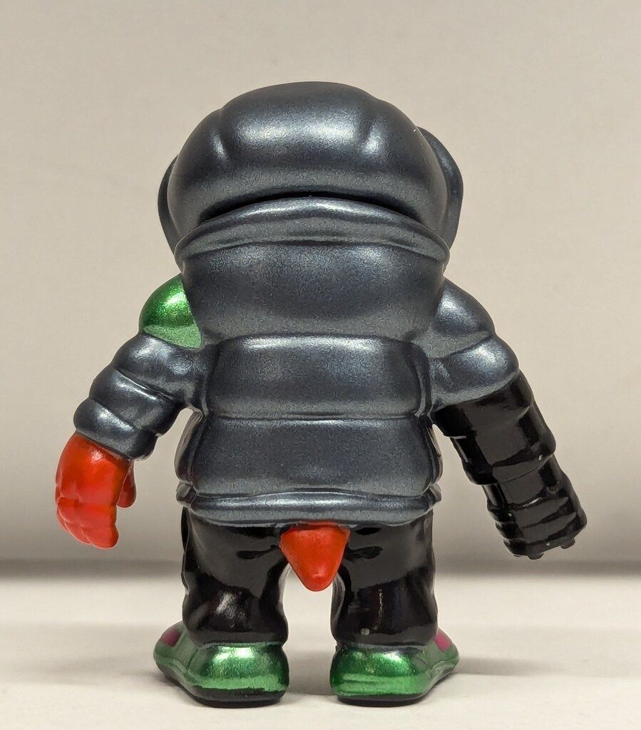 MEDICOMTOY VAG SPECIAL GYAROMI オイドキラー 顔赤/目緑 - メルカリ