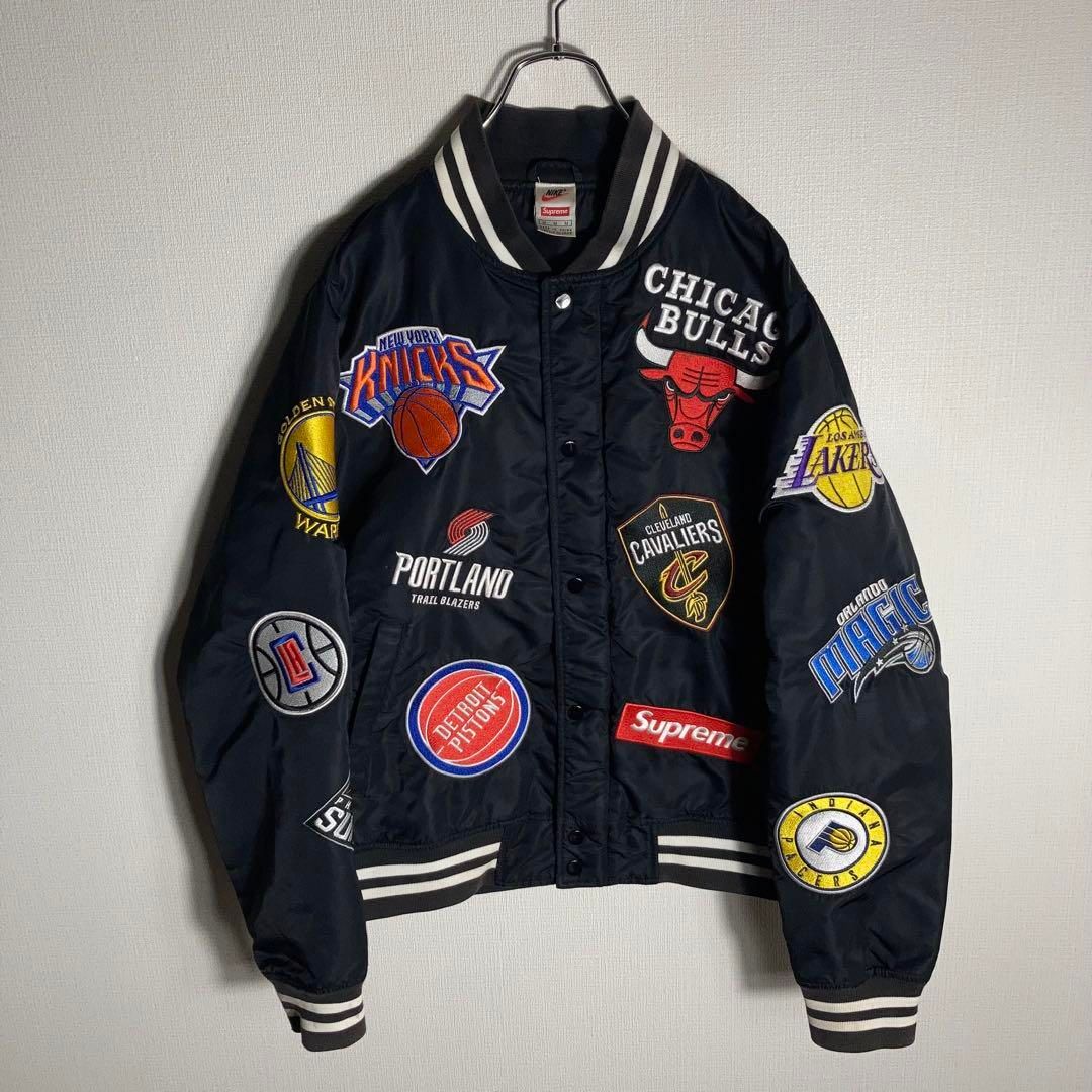 コラボ】NIKE x SUPREME スタジャン 刺繍ロゴ NBA バスケ M - メルカリ
