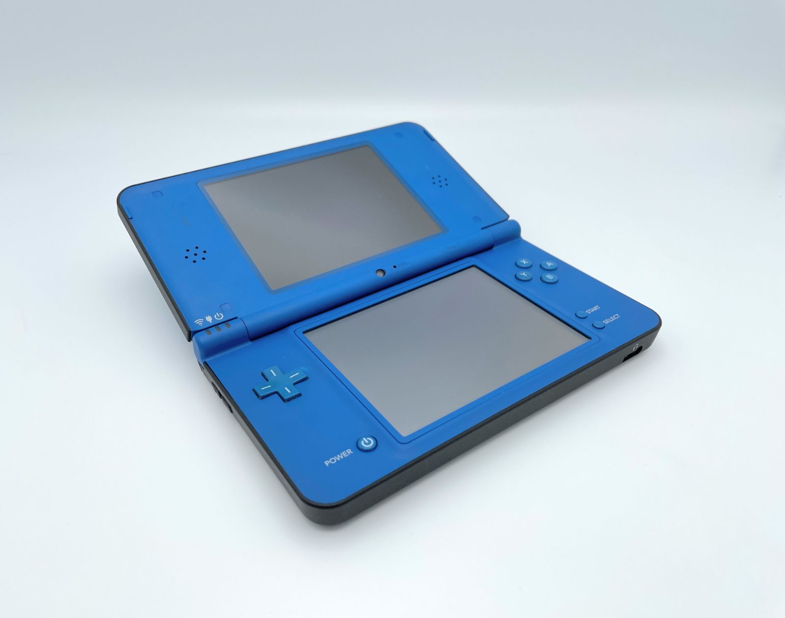 高級感 ニンテンドーDSi メタリックブルー【メーカー生産終了】 DSi