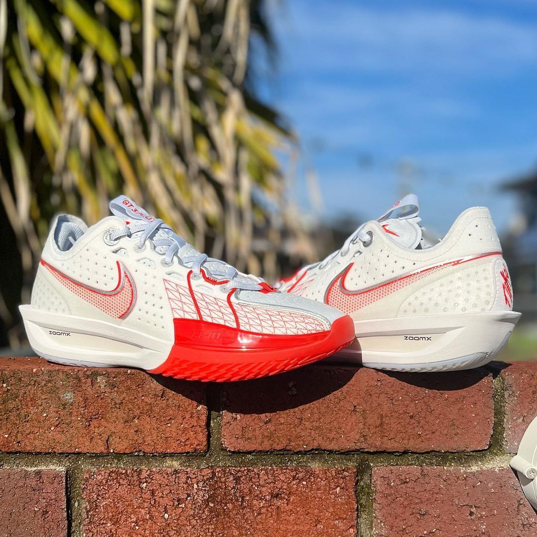 新品 NIKE AIR ZOOM G.T. CUT3 白赤 32cm 新品 NIKE AIR ZOOM G.T. CUT3 白赤 32cm - メルカリ