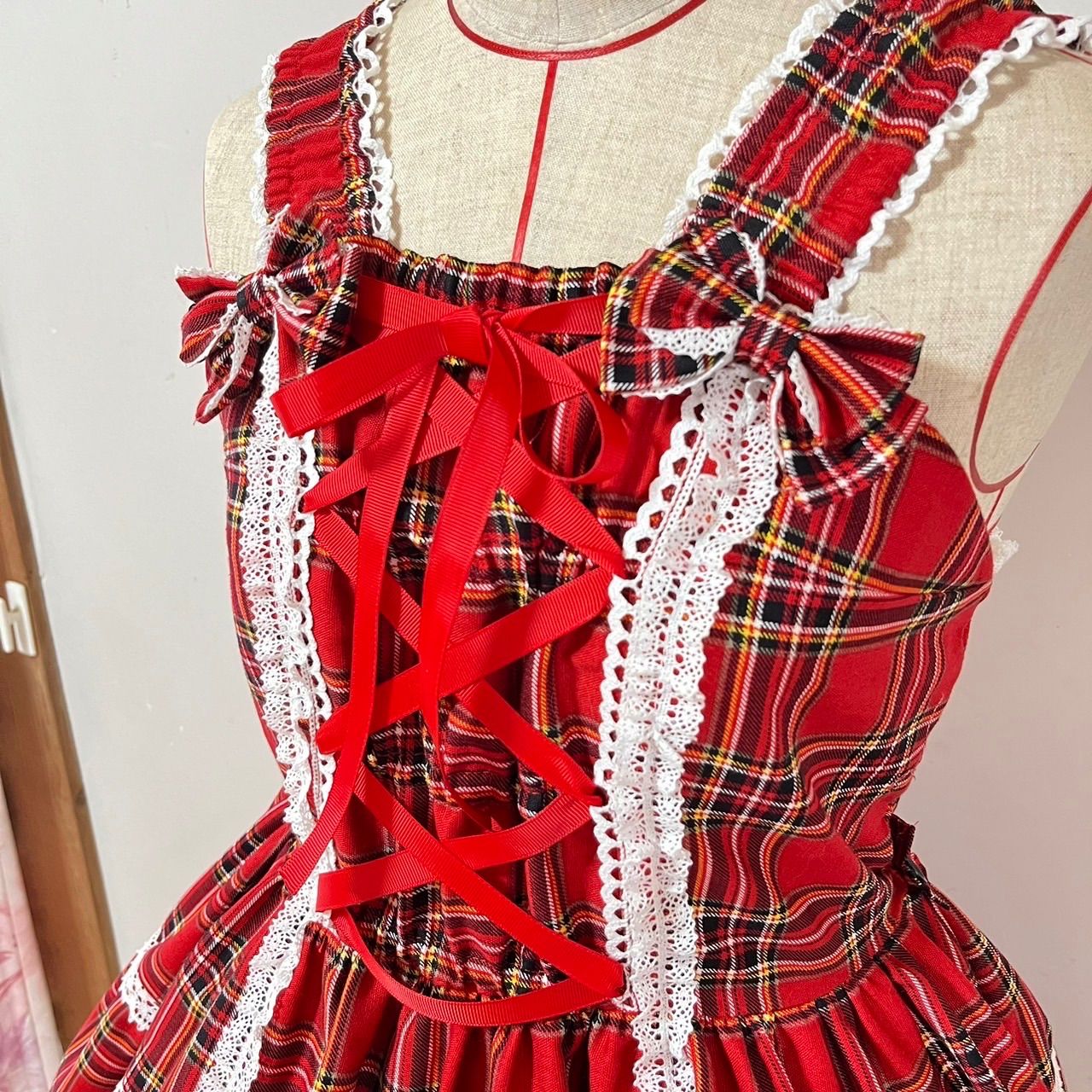 タータンチェックジャンパースカート 赤 30日以内発送 - メルカリ