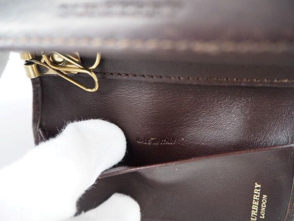 バーバリー BURBERRY