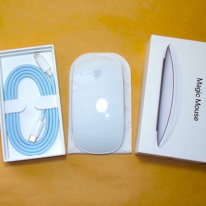 Apple Magic Mouse　A1657・限定色 パープル Soft Purple Magic Mouse Skin | KO Custom Creations