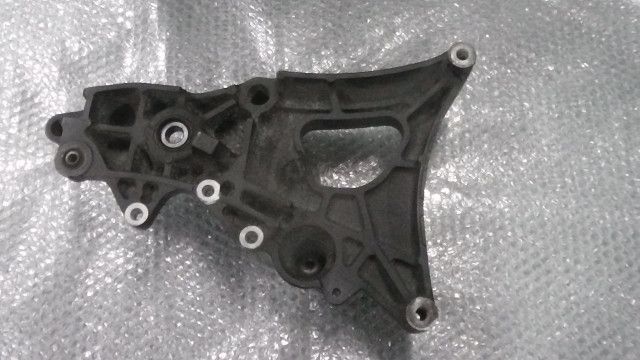 マジェスティ C SG03J-077xxx の マフラーステー:#1718673789 - メルカリ