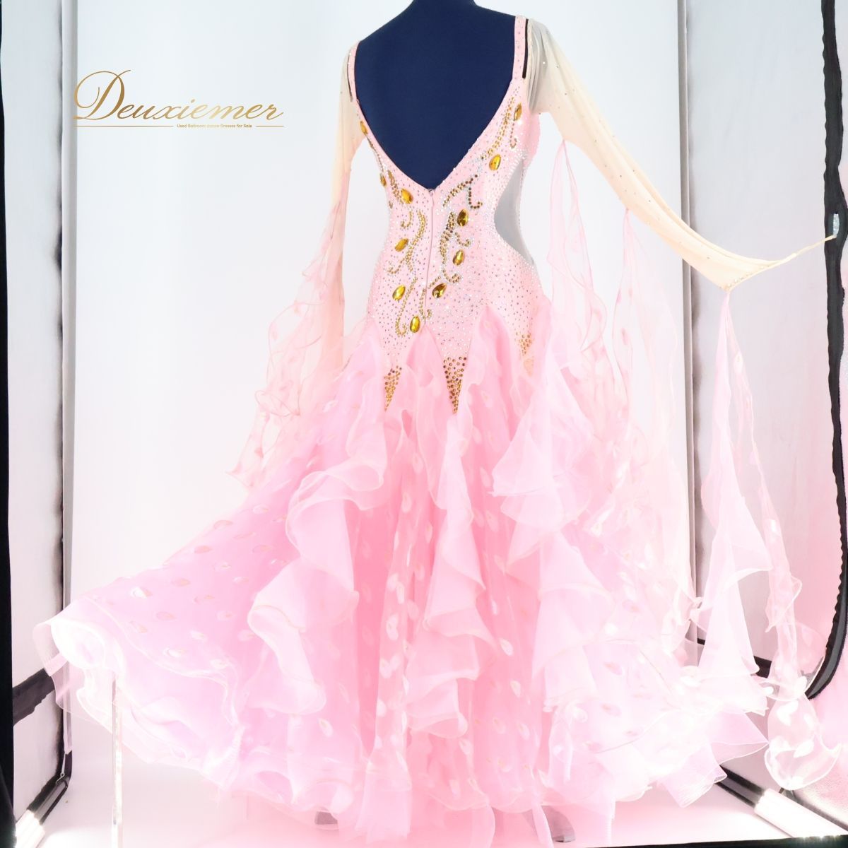 【社交ダンス衣装】ピンク ワンピース ドレス 花柄 フロート レース フリル Amazon.co.jp: [RIKOUZY] 上品 社交ダンスドレス 指ゴム付き