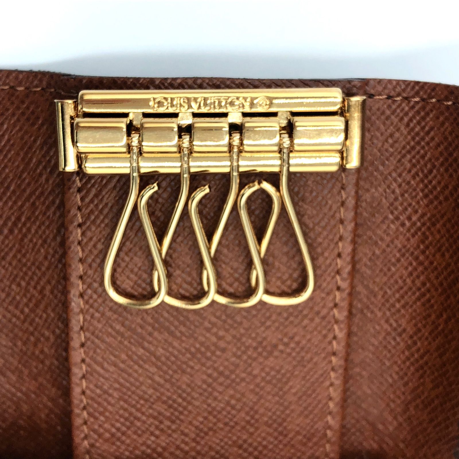 ルイヴィトン モノグラム キーケース 4連 ミュルティクレ4 ルイ