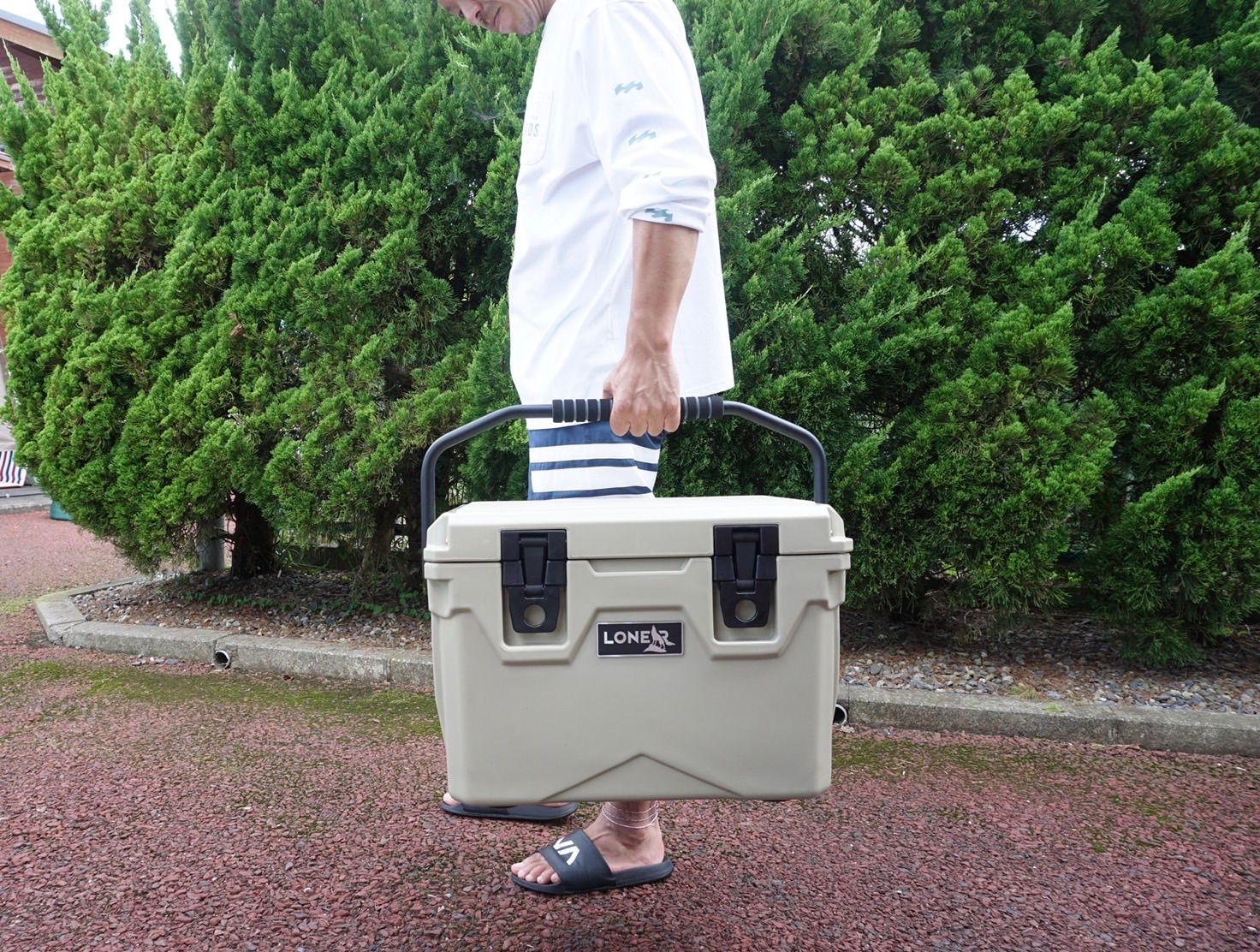  Peak - B級品【LONER】ハードクーラーボックス45QT Tan Amazon.co.jp: Iceland Cooler Box/アイスランドクーラー