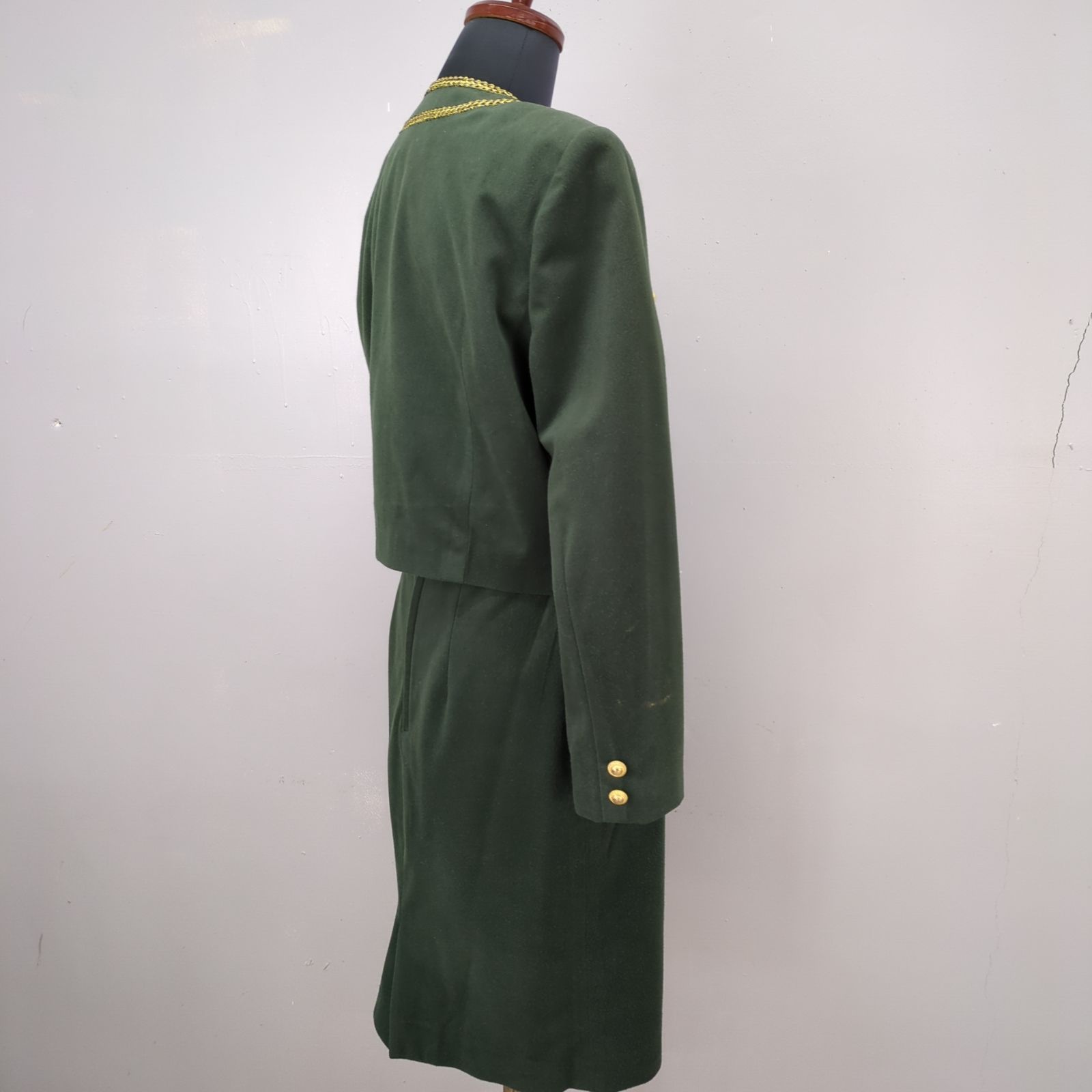 T collection ノーカラースカートセットアップ 金ボタン 昭和