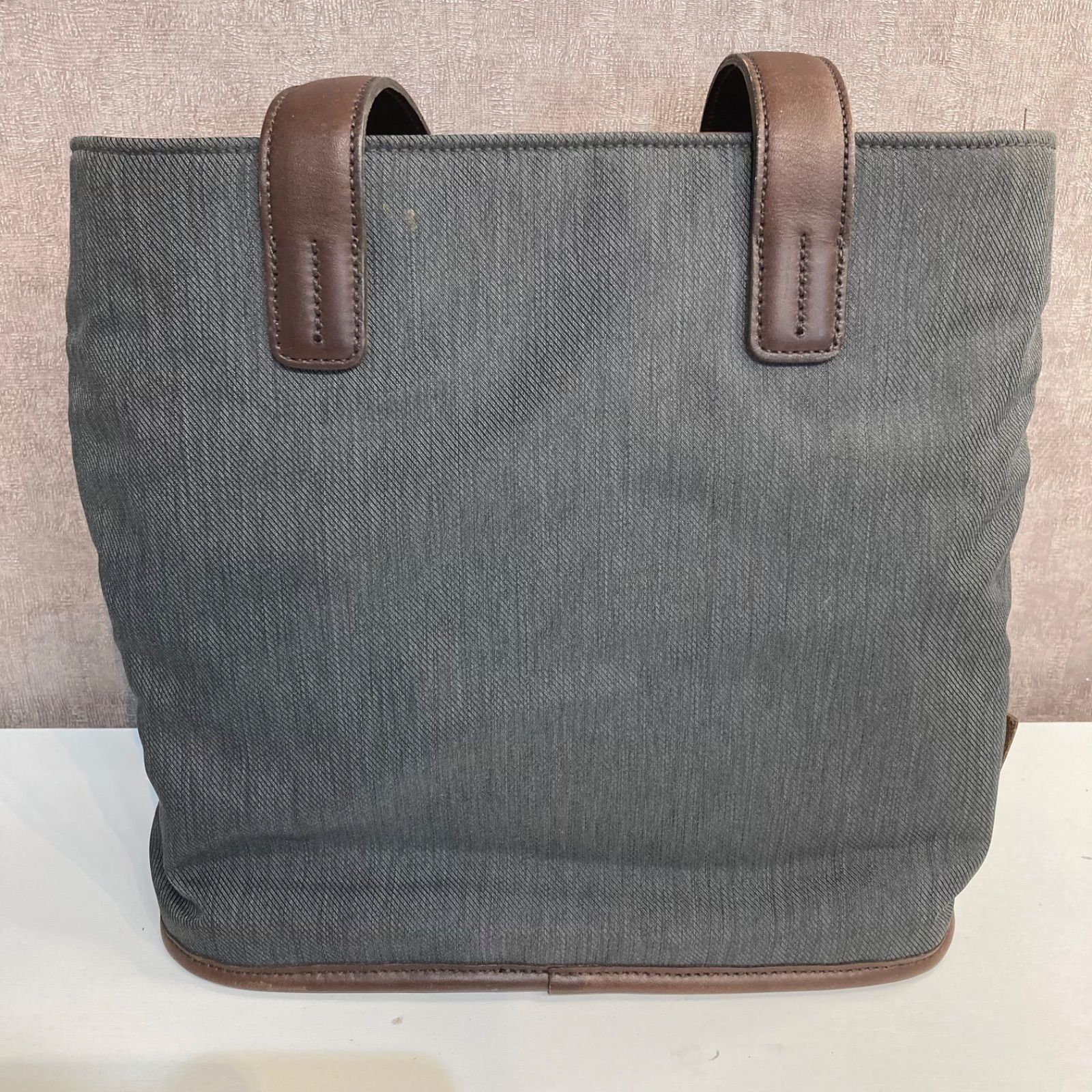 COACH コーチ 肩掛け 縦型 ショルダーバッグ グレー ブラウン - メルカリ
