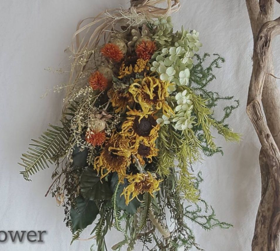 メルカリshops ヒマワリ 紅花 ドライフラワースワッグ