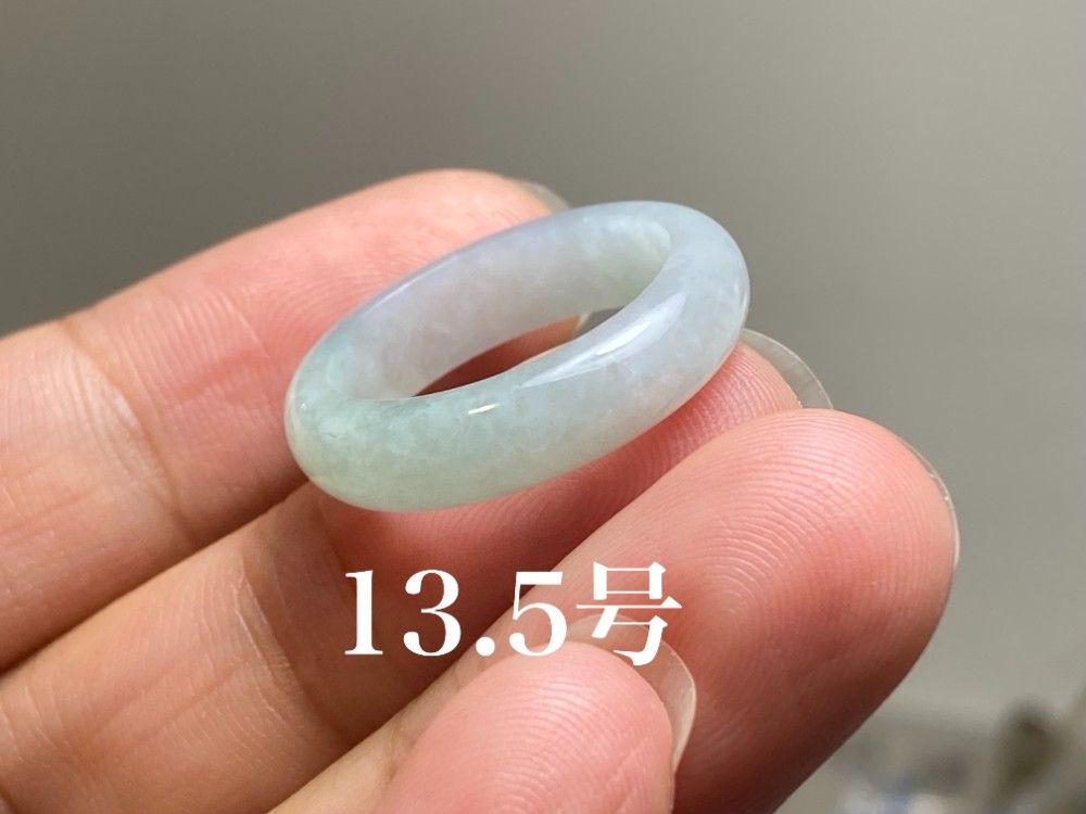 L12-153 美品 氷糯種 薄白緑 13.5号 ミャンマー産天然 A貨 本