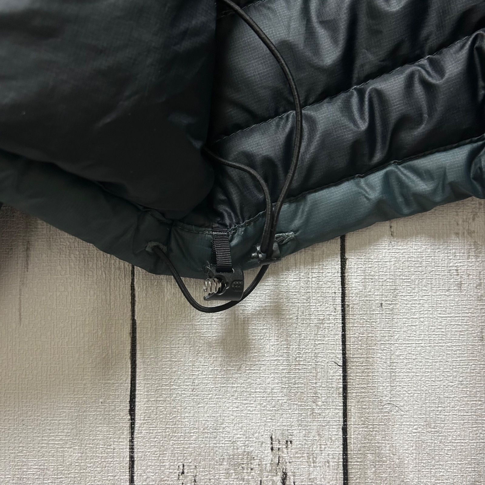 パタゴニア patagonia ダウンジャケット　84673F8　ダークグリーン　ダウンセーター Capy様専用patagonia 84673F8