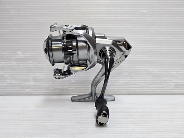 中古品】 シマノ SHIMANO スピニングリール 21 ナスキー