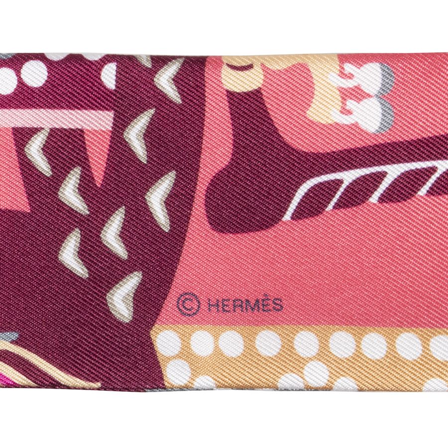 HERMES エルメス Fantaisie d'Etriers 鐙の幻想 063921S 35 ツイリー スカーフ ピンク ワインレッド箱管理番号
