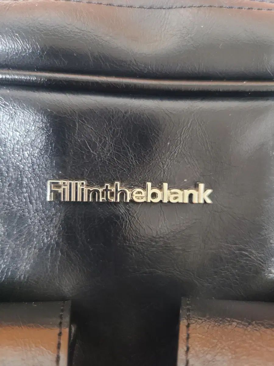 FILLINTHEBLANK(フィールインザブランク) バッグです - メルカリ