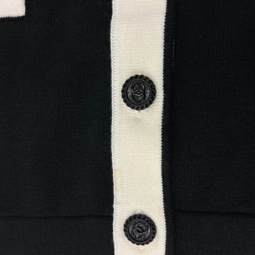 ニットカーディガン