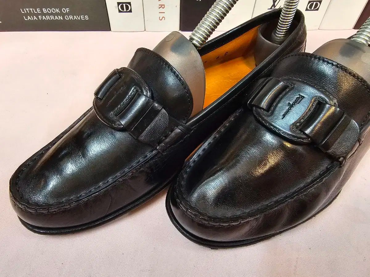 フェラガモ レディース