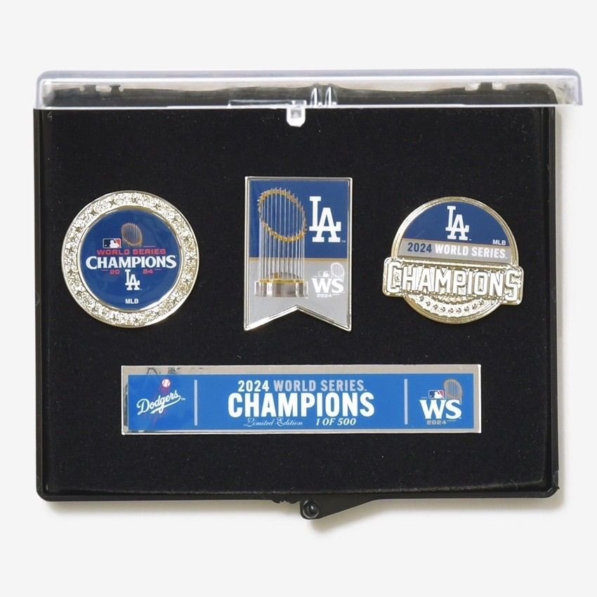 ANA LAドジャースワールドチャンピオン記念ピンバッジセット　３つコンプリート ANA LAドジャースワールドチャンピオン記念ピンバッジセット 3つ