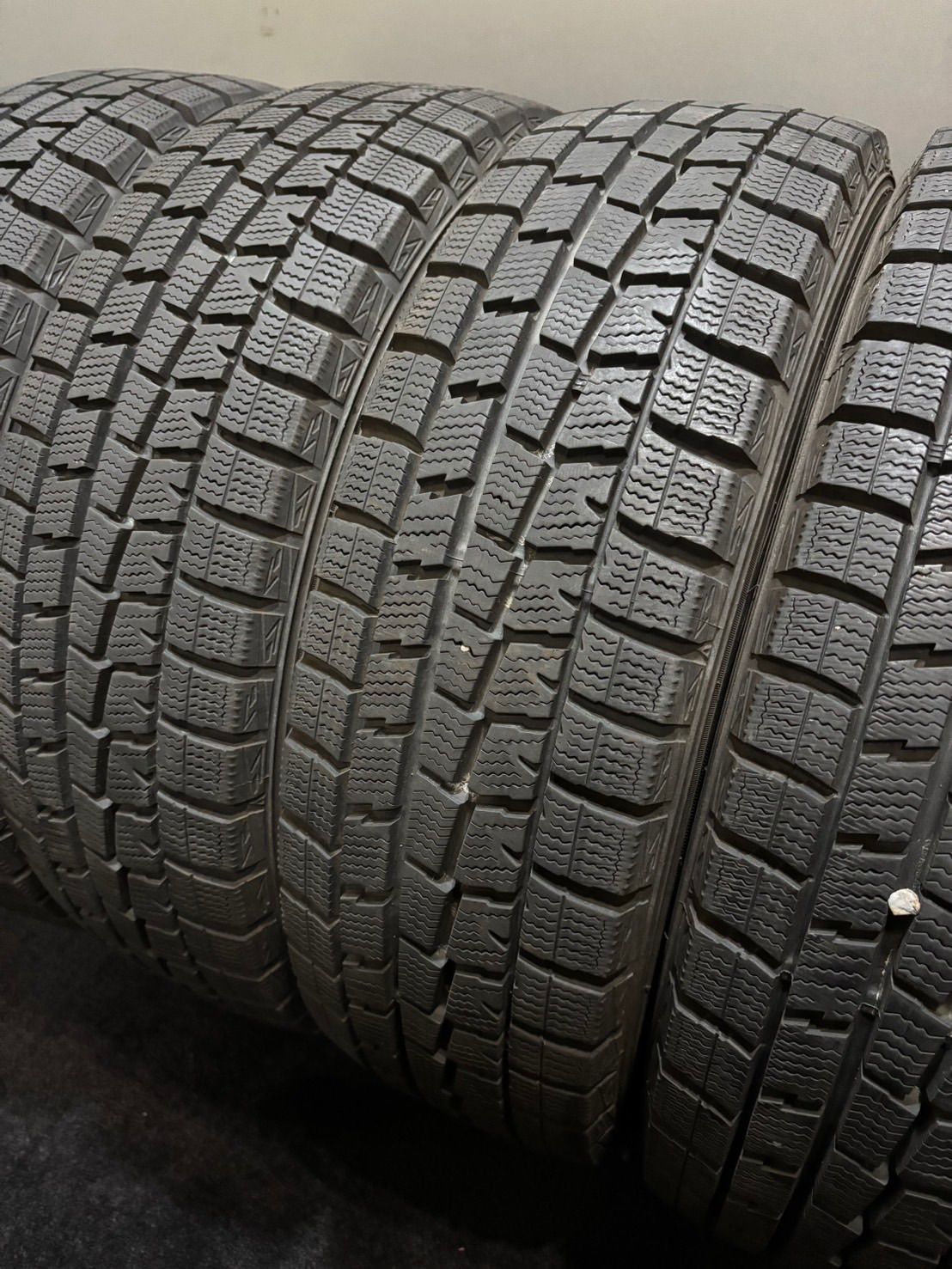 165 60R15 DUNLOP WINTER MAXX WM01 18年製 スタッドレス 4本 ダンロップ ウィンターマックス ハスラー ソリオ デリカD 2 2-K429