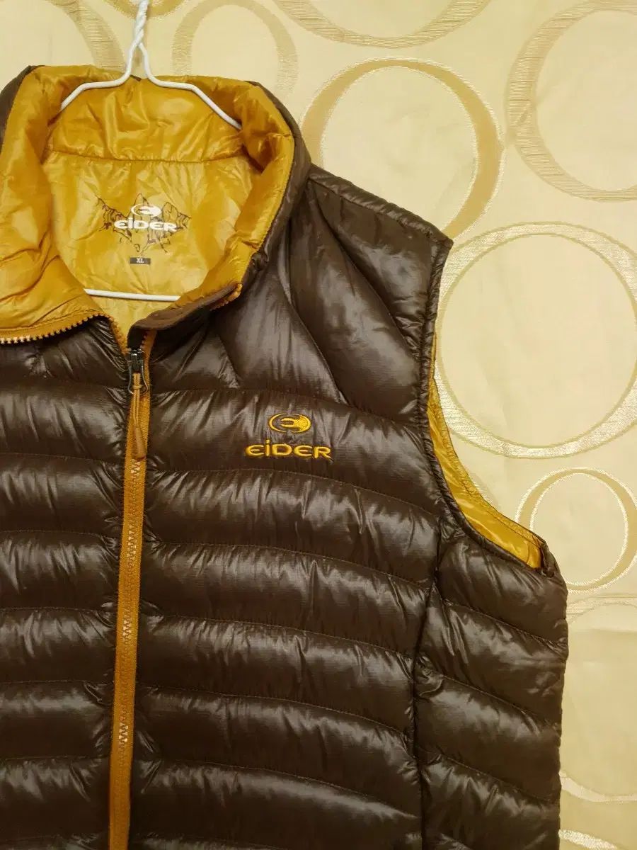 EIDER(アイダー) ダックダウン パファー キルティング ベスト