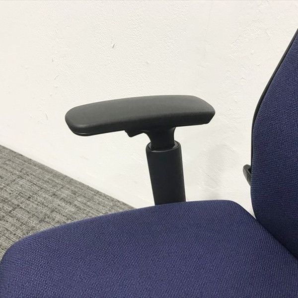 オフィスチェア 肘付