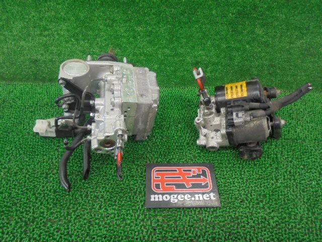 3FP1626 BHV6 トヨタ プリウス ZVW30 後期型 S ABSアクチュエーター ブレーキブースターセット 47210-47330