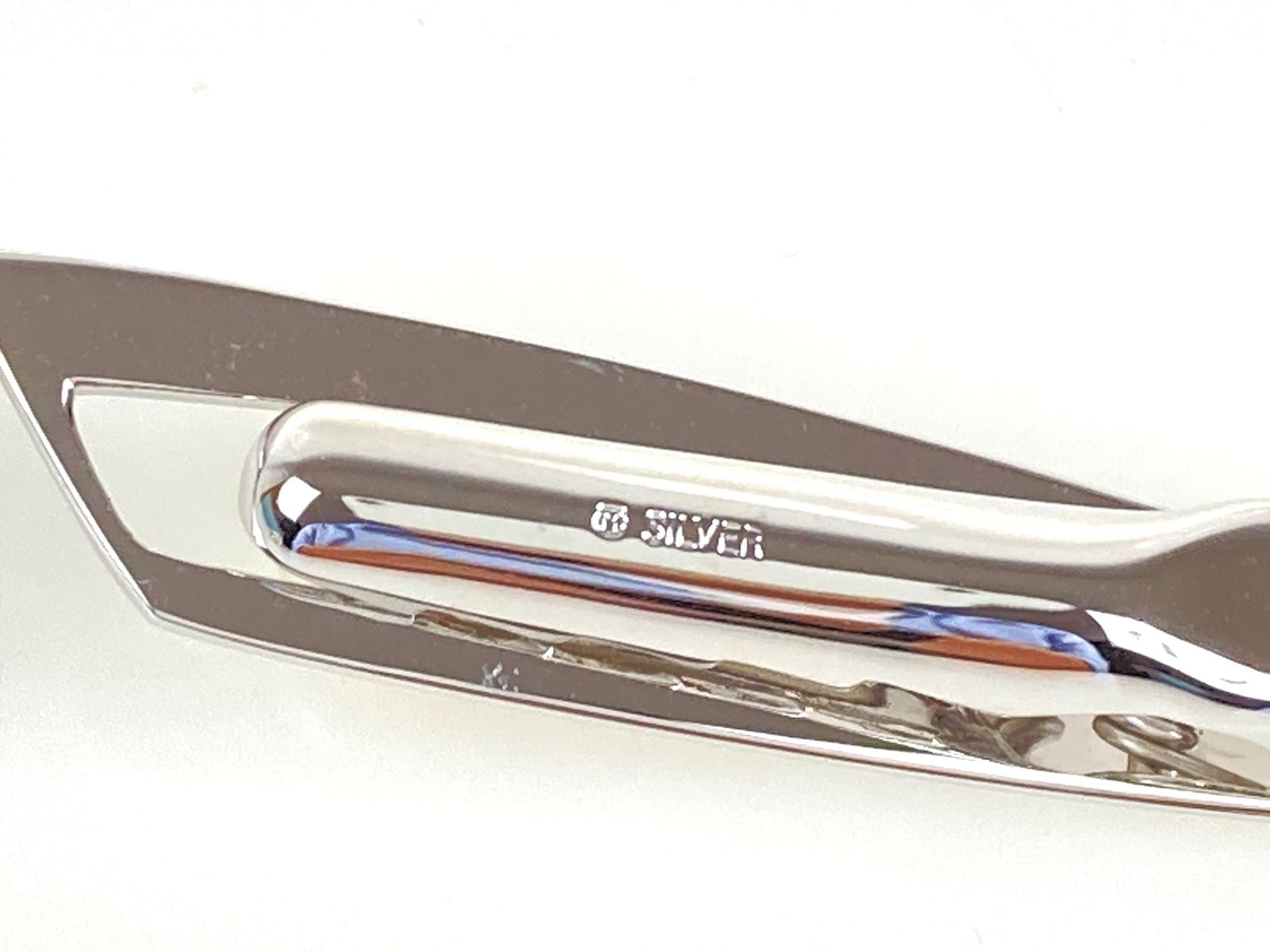 パール ネクタイピン