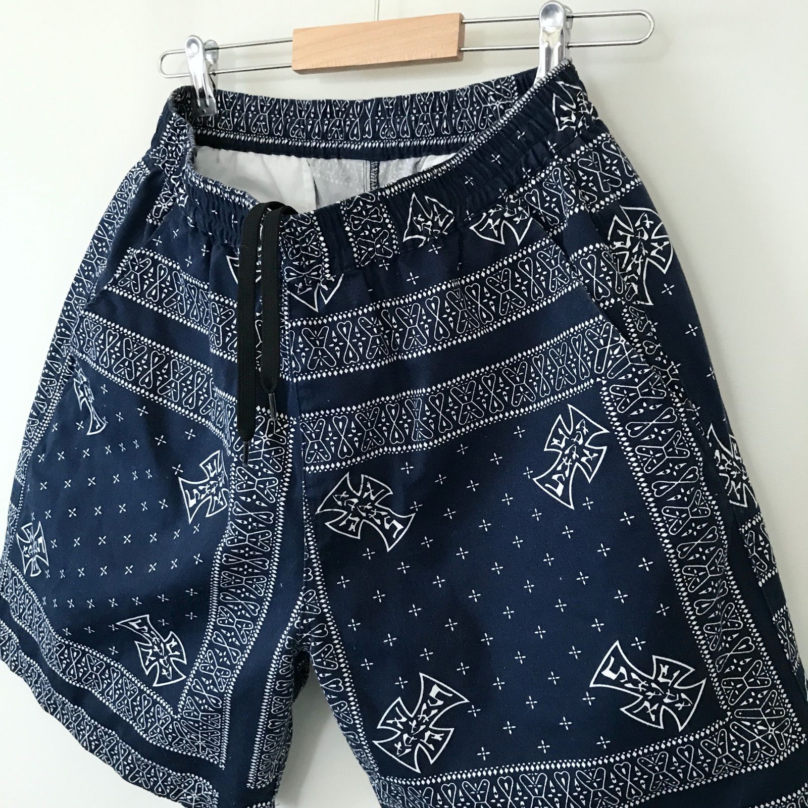 シュプリーム 23aw マイクロダウン パンツ 鹿柄 サイズ M アイテム画像】Supreme '23F/W Week7 レギュラー | Supreme Plus