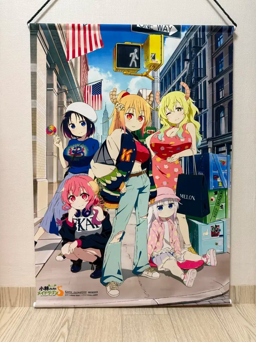 小林さんちのメイドラゴン NEW YORK タペストリー アクリル セット