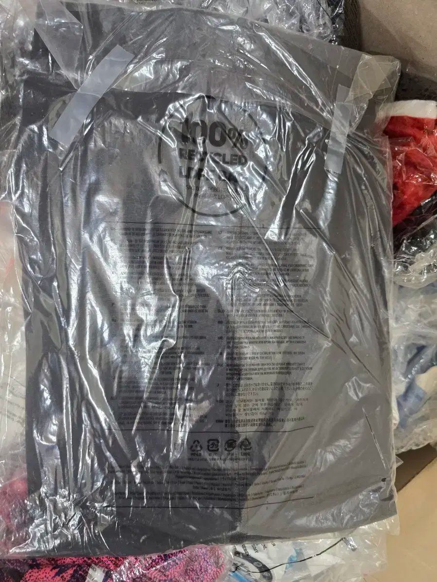 ピッタリの 23 ー 24 ユヴェントスFC ユーロ プレゼンテーション ジャケット ブラック 人気ブランドも見つかる!