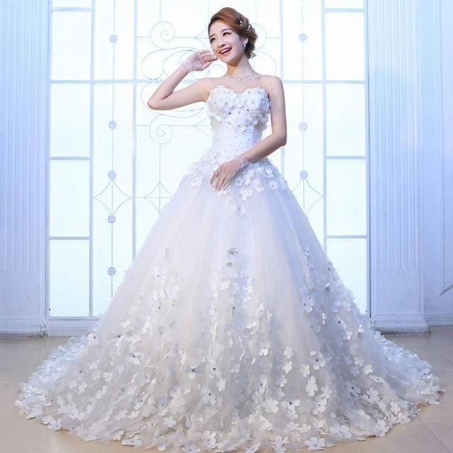 ウェディングドレス トレーンドレス ベアトップ ビスチェドレス 結婚式ドレス 花嫁ドレス 披露宴 ホワイトドレス 挙式 シャンパン色 レッド 赤ドレス