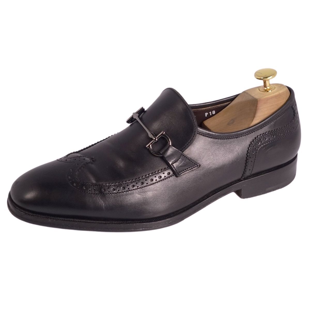 サルヴァトーレ フェラガモ SalvatoreFerragamo レザーシ