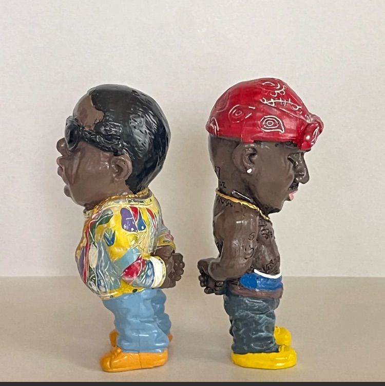 フィギュア 2pac tupac バンダナ トゥーパック ビギー 海外 ラッパー