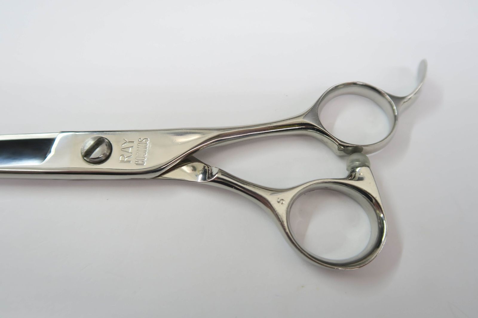 Dランク【光シザー ヒカリ HIKARI】 RAY COSMOS 133 シザー 美容師