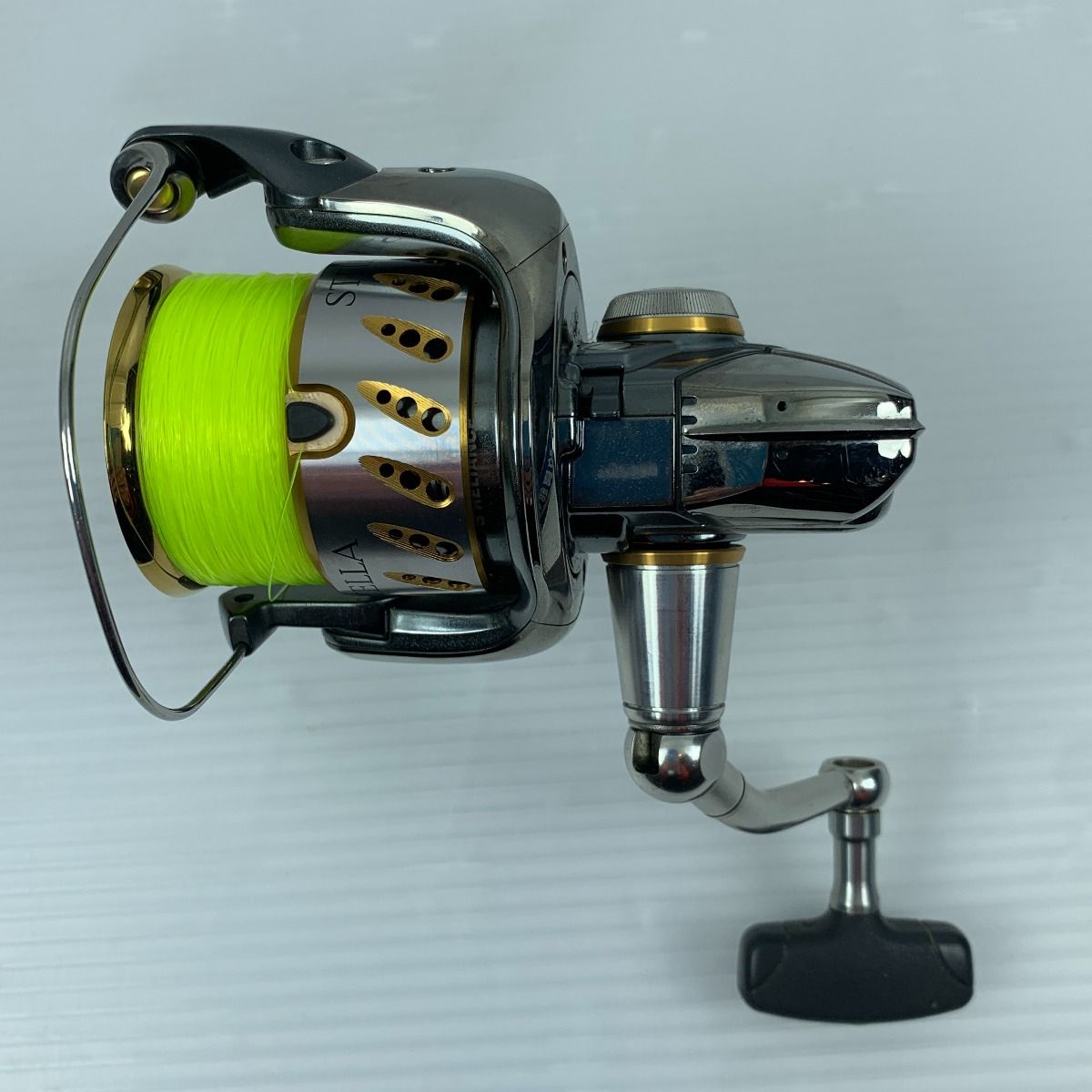 SHIMANO 07STELLA C3000 スピニングリール シマノスピニングリール