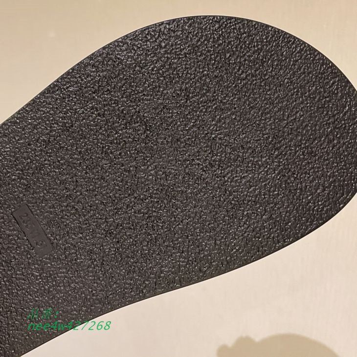 【偽造品10倍補償】公式正規品！スパンコールサンダル サンダル 柔らかい素材 ビーチサンダル コンフォートサンダル 厚底サンダル 靴  宅込 送料無料  nee4w427268 成長対応