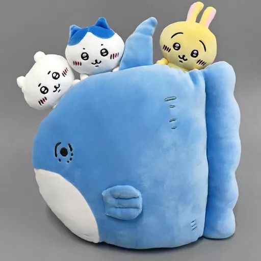 クッション 抱き枕 本体 マンボウでおでかけクッション ちいかわ