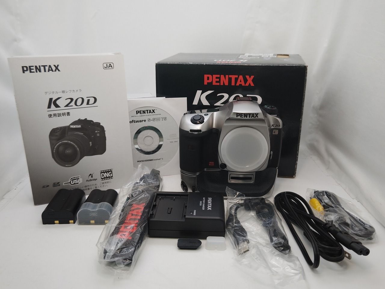 中古 PENTAX K20D チタンカラープレミアムキット 1000台限定