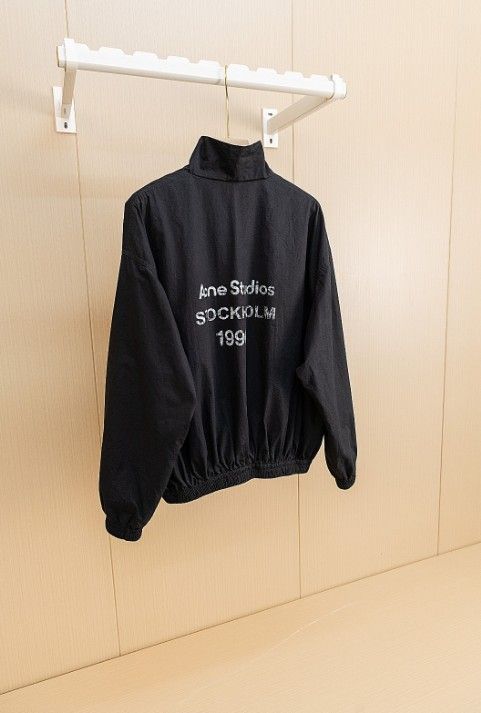 Acne Studios ロゴジッパージャケット  #rfaefa