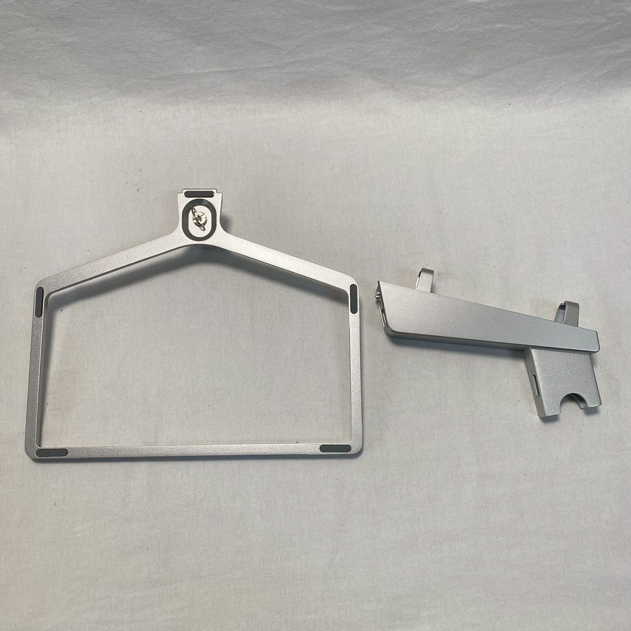 動作品 HP|モニター|23型|HDMI|電源ケーブル付属|スタンドあり|No.4073