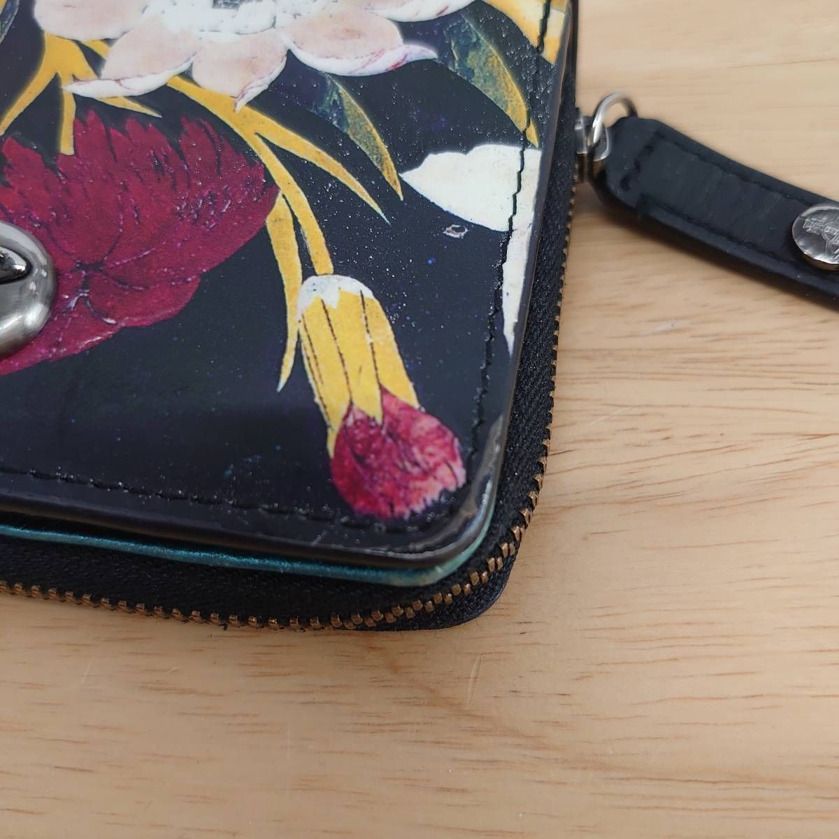 Vivienne Westwood ヴィヴィアンウエストウッド 二つ折り財布 花柄