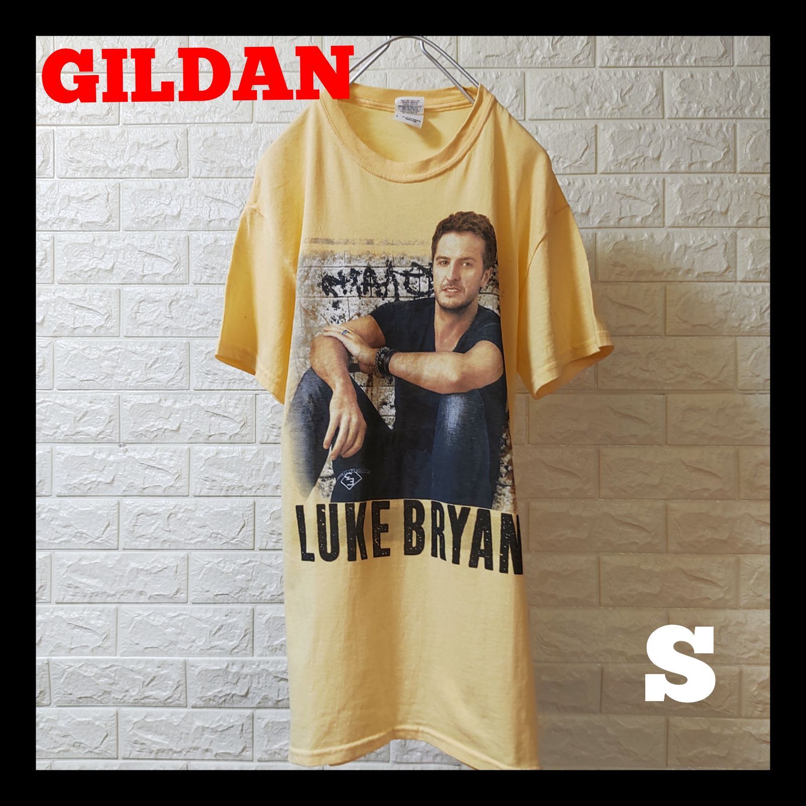 ○LUKE BRYAN ルークブライアン GILDAN 黄色 Tシャツ 古着 - メルカリ