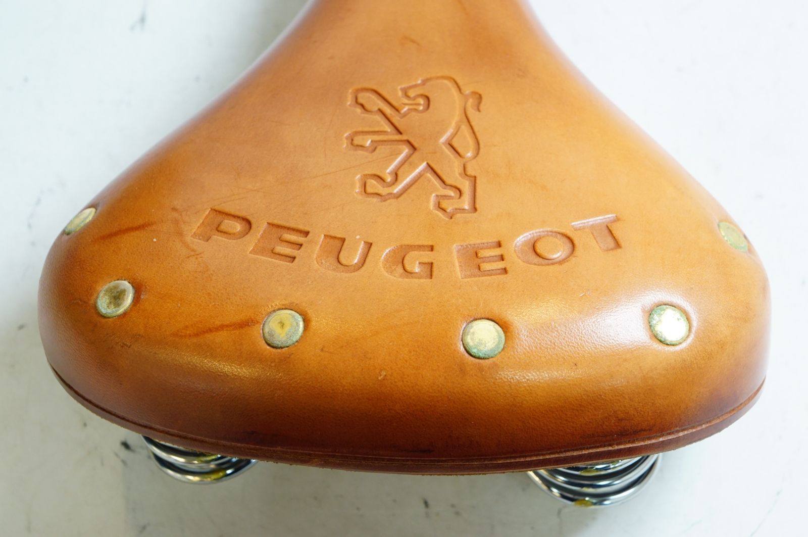 PEUGEOT 「プジョー」 レザー サドル / バイチャリ熊谷店 - メルカリ