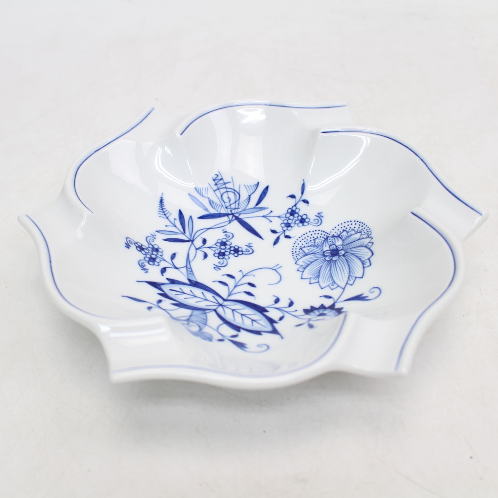 マイセン 灰皿 or アクセサリー小物入れ 659)Meissen マイセン ブルーオニオン ASHTRAY 灰皿 小物入れ