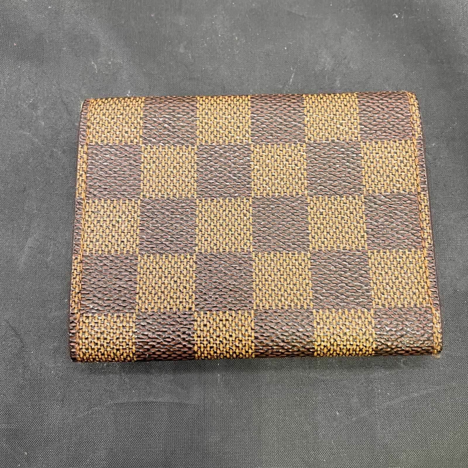 ルイヴィトン ダミエ カードケース B25102657