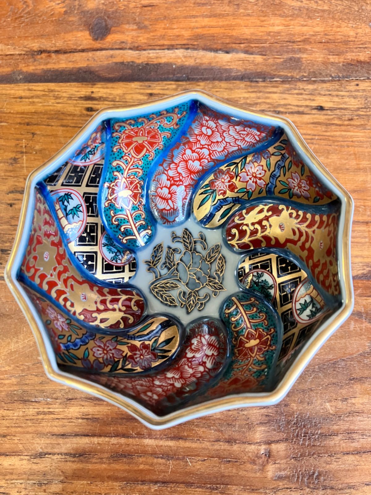 有田焼　林九郎窯　古伊万里　色絵　金彩　鉢　1枚 菊割鉢　祥瑞捻り　波佐見焼 盛り鉢】波佐見焼 林九郎窯 色絵祥瑞 小付 小鉢 古伊万里 有田焼