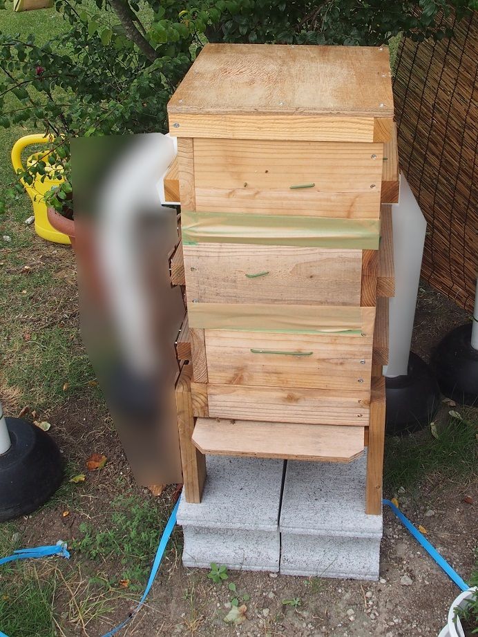 日本蜜蜂の重箱式巣箱 ３段 - 日本蜜蜂の巣箱 - メルカリ